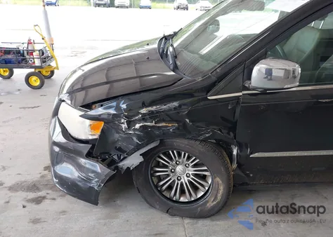 2014 Chrysler Town & Country Touring-L z USA, uszkodzony, nr VIN 2C4RC1CG3ER238418